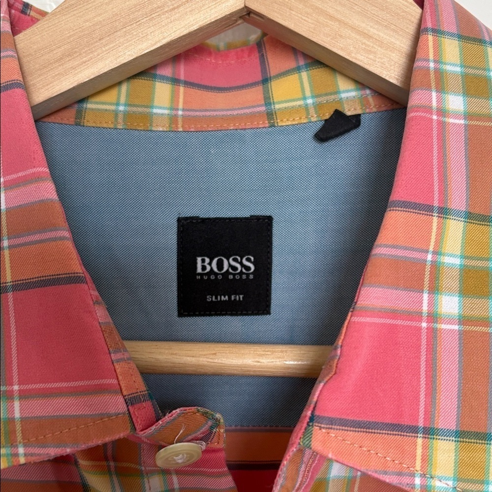 HUGO BOSS.  Men's Multicolor Plaid Button Down Shirt. XL - Picture 3 of 7
